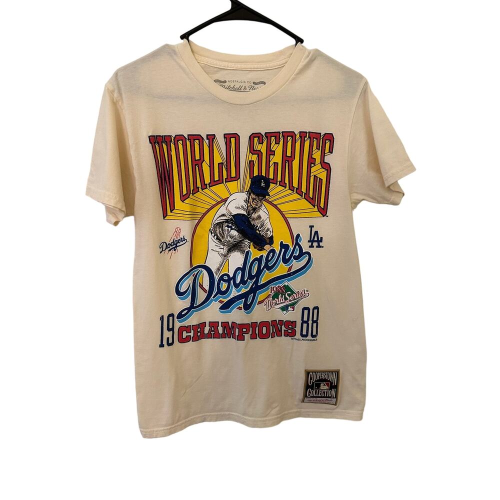 MLB Dodgers 1988 World Series T-shirt, size small